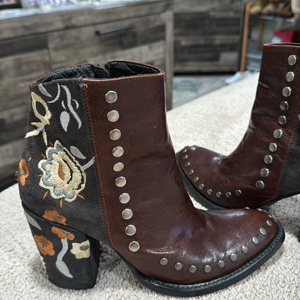 Old Gringo  Size 7B boots